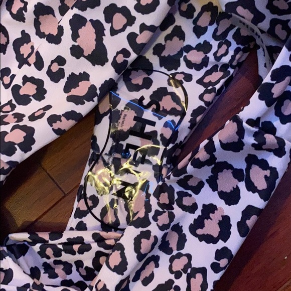 High waisted cheetah print bathing suit bottoms - Picture 2 of 3